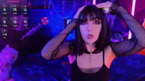    online show from July 5, 2:18 am