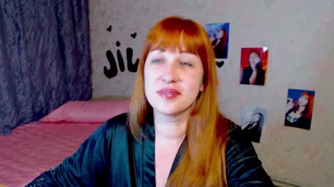 jillstevens online show from February 3, 10:00 pm
