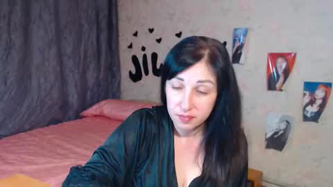 jillstevens online show from September 11, 6:52 pm