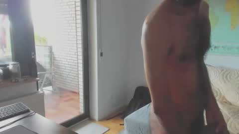 Snapshot of jimbob5005 chatting on November 22, 2:27 pm jimbob5005 online show from November 22, 2:27 pm