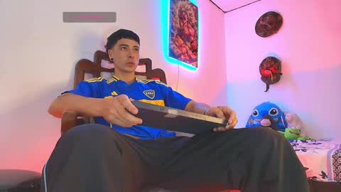 Jimm  Independent Model  online show from March 24, 12:04 am