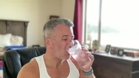 Dad of Three online show from December 31, 9:39 pm