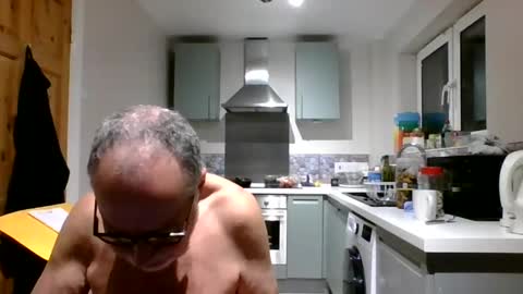 Jim Redgewell online show from December 3, 5:45 pm