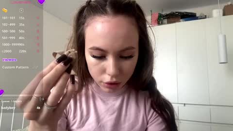 Kate online show from April 28, 6:18 am