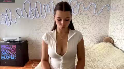 Kate online show from July 28, 10:54 am