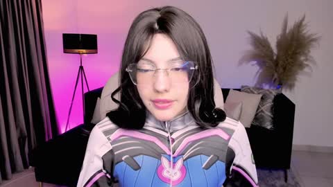 Jin Harrison    online show from December 27, 6:24 am