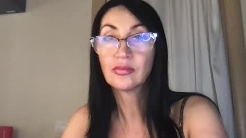 jinaluv online show from June 12, 10:08 pm