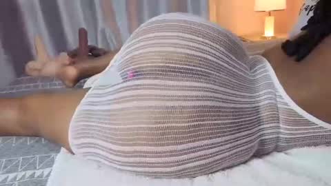 Snapshot of jinglefancypuff chatting on February 2, 7:07 am jinglefancypuff online show from February 2, 7:07 am