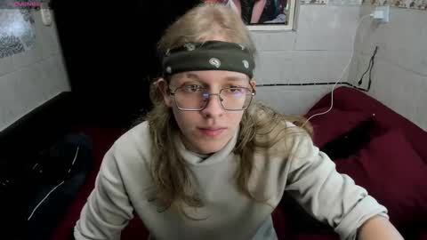 Snapshot of jinnbook chatting on January 13, 3:06 pm JinnBook online show from January 13, 3:06 pm