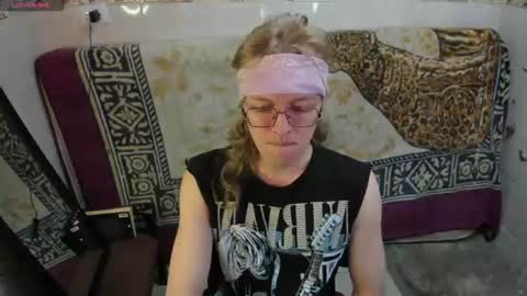 Snapshot of jinnbook chatting on August 2, 4:49 pm JinnBook online show from August 2, 4:49 pm