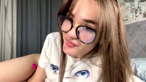 Jinny online show from October 12, 6:18 pm