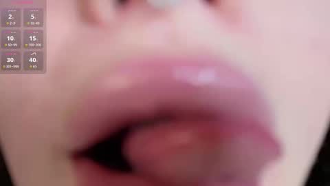 Jinny online show from November 22, 8:41 pm