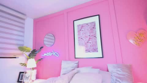 Jinx  online show from February 4, 8:17 pm