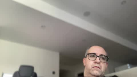 jisterz2 online show from July 29, 1:31 pm