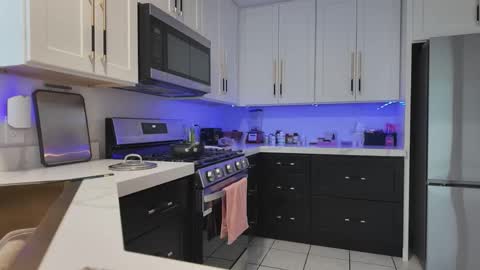 Snapshot of jiwon4u chatting on March 2, 12:57 am Jiwon online show from March 2, 12:57 am