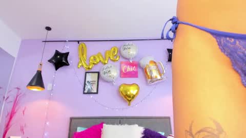 jiwoo_dodoy_ online show from October 7, 6:38 pm