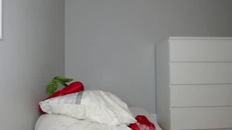 Jiwoo online show from December 14, 11:53 pm