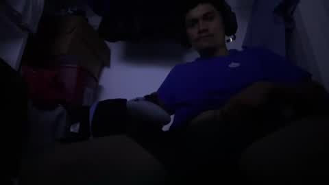 jizzlord865423 online show from August 9, 9:03 am