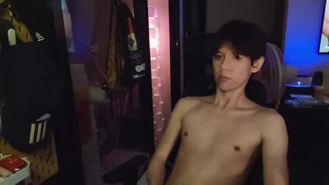 jj_jayjayq online show from February 3, 9:47 am