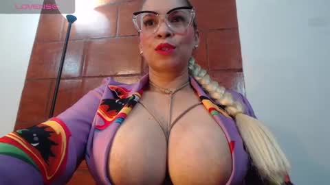 Jade M  online show from January 13, 3:12 am