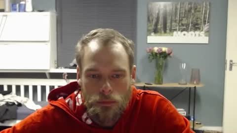 JamesJan van Rebel online show from October 10, 3:27 am