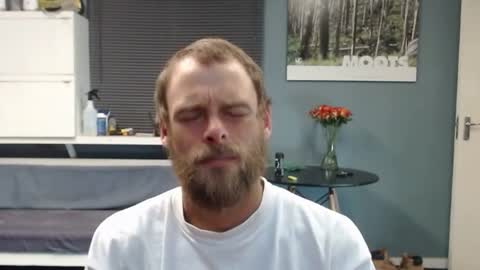 JamesJan van Rebel online show from December 21, 2:41 am