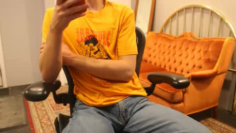 jjjjjfive online show from May 17, 4:54 am