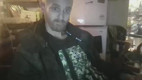 jjreedy online show from February 19, 8:43 am