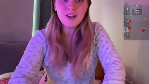 Snapshot of jjulietterose chatting on May 10, 10:53 am Juliette Rose online show from May 10, 10:53 am