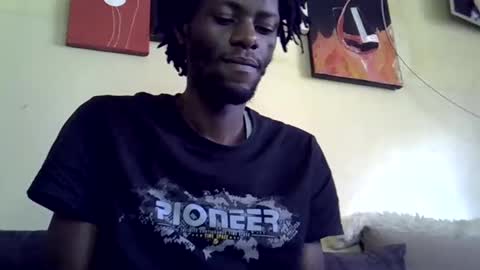 Snapshot of jkings_ chatting on October 9, 5:38 am King online show from October 9, 5:38 am