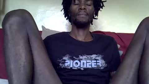 Snapshot of jkings_ chatting on October 29, 7:54 am King online show from October 29, 7:54 am