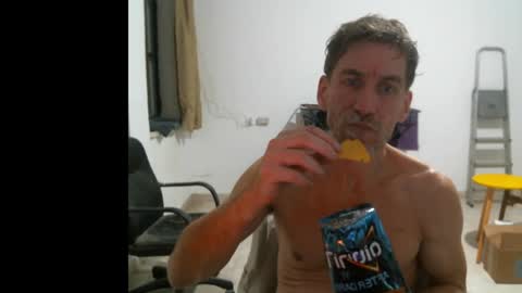 Snapshot of jlmbud chatting on January 8, 11:09 pm jlmbud online show from January 8, 11:09 pm