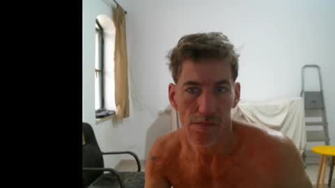 Snapshot of jlmbud chatting on March 1, 2:23 pm jlmbud online show from March 1, 2:23 pm