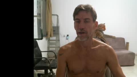 jlmbud online show from October 18, 9:26 pm