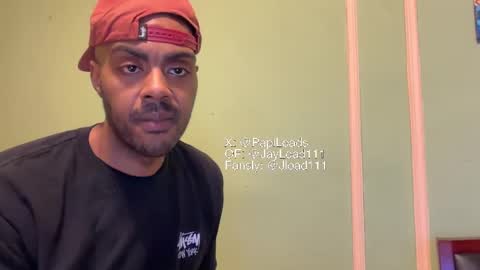 Snapshot of jloads_ chatting on February 26, 4:44 am Jay Load online show from February 26, 4:44 am