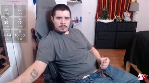 Snapshot of jloko93860 chatting on December 18, 7:53 pm jloko93860 online show from December 18, 7:53 pm