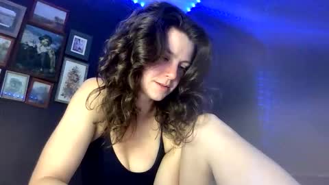 Snapshot of jlynn1997 chatting on May 18, 10:48 pm jlynn1997 online show from May 18, 10:48 pm