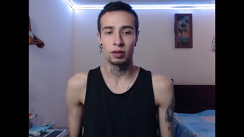 Snapshot of jm_wayn99 chatting on November 28, 3:20 am jm_wayn99 online show from November 28, 3:20 am