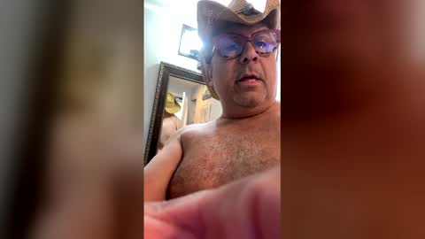 Snapshot of jma120 chatting on April 12, 4:45 pm jma120 online show from April 12, 4:45 pm