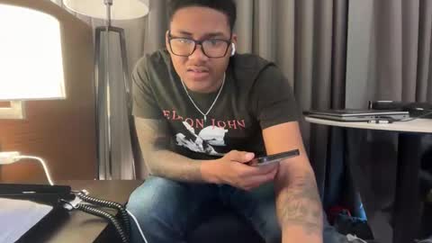 Snapshot of jmac_723 chatting on March 29, 12:43 am jmac_723 online show from March 29, 12:43 am