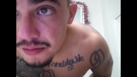 Snapshot of jmartel92 chatting on December 21, 10:28 pm jmartel92 online show from December 21, 10:28 pm