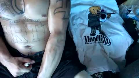 Snapshot of jmartel92 chatting on March 20, 12:26 am jmartel92 online show from March 20, 12:26 am