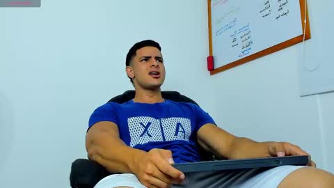 IGJmortton online show from September 18, 12:40 pm