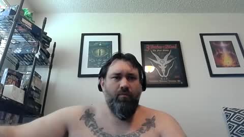 Snapshot of jmos20xx chatting on May 16, 12:29 am jmos20xx online show from May 16, 12:29 am