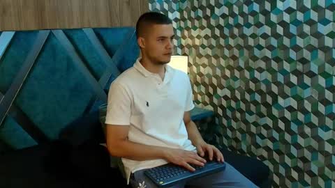  Joao online show from April 29, 9:43 pm