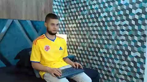  Joao online show from July 3, 10:05 pm