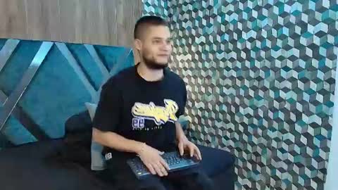  Joao online show from July 4, 11:44 pm