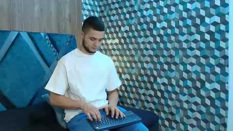  Joao online show from July 18, 10:13 pm