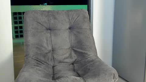 Snapshot of joan_saenz chatting on January 10, 5:37 am JOAN SAENZ online show from January 10, 5:37 am