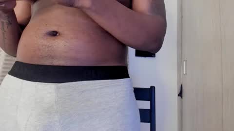 JOAN SAENZ online show from January 14, 2:06 am